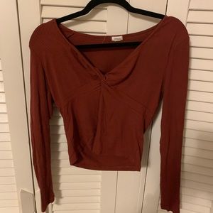 Brownish reddish Garage long sleeve twist top